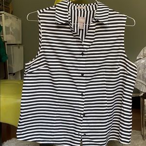 Striped, wrinkle-resistant blouse